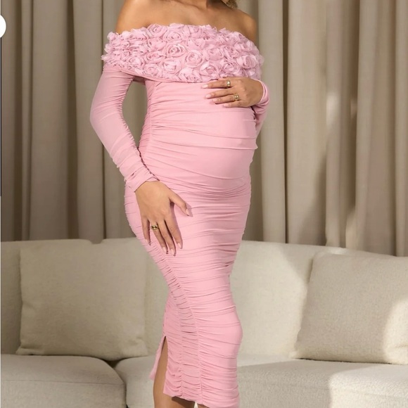 BLUSH PINK MESH FLORAL BARDOT MATERNITY MIDI DRESS - Picture 3 of 8